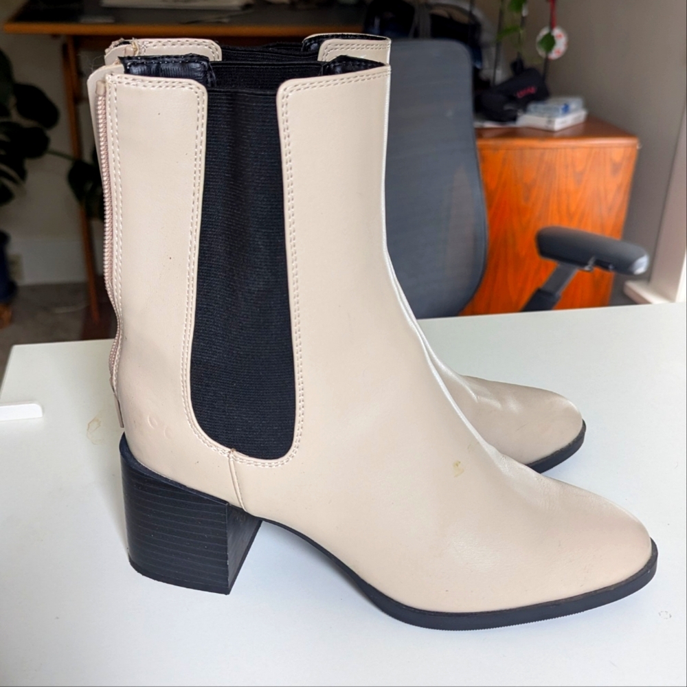 A new day leather boots